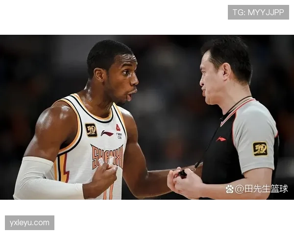 篮球中技术犯规和违体犯规有什么区别?了解两种判罚的核心差异 篮球中技术犯规和违体犯规有什么区别?了解两种判罚的核心差异